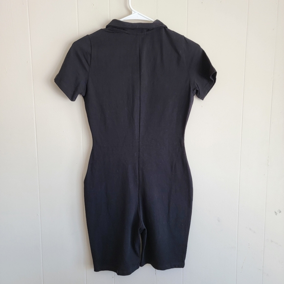 GUESS Nivia Black Zip-Up Short Sleeve Logo Romper - Picture 3 of 4